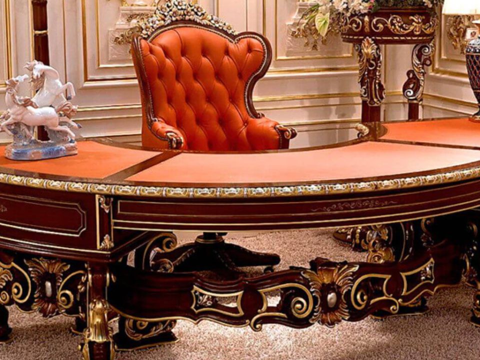 Luxury Classic Executive Desk