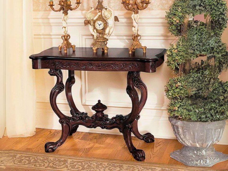 Classic Decorative Side Table