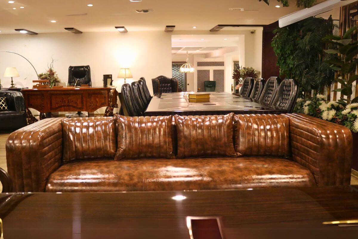 Leather classic Sofa for manager office