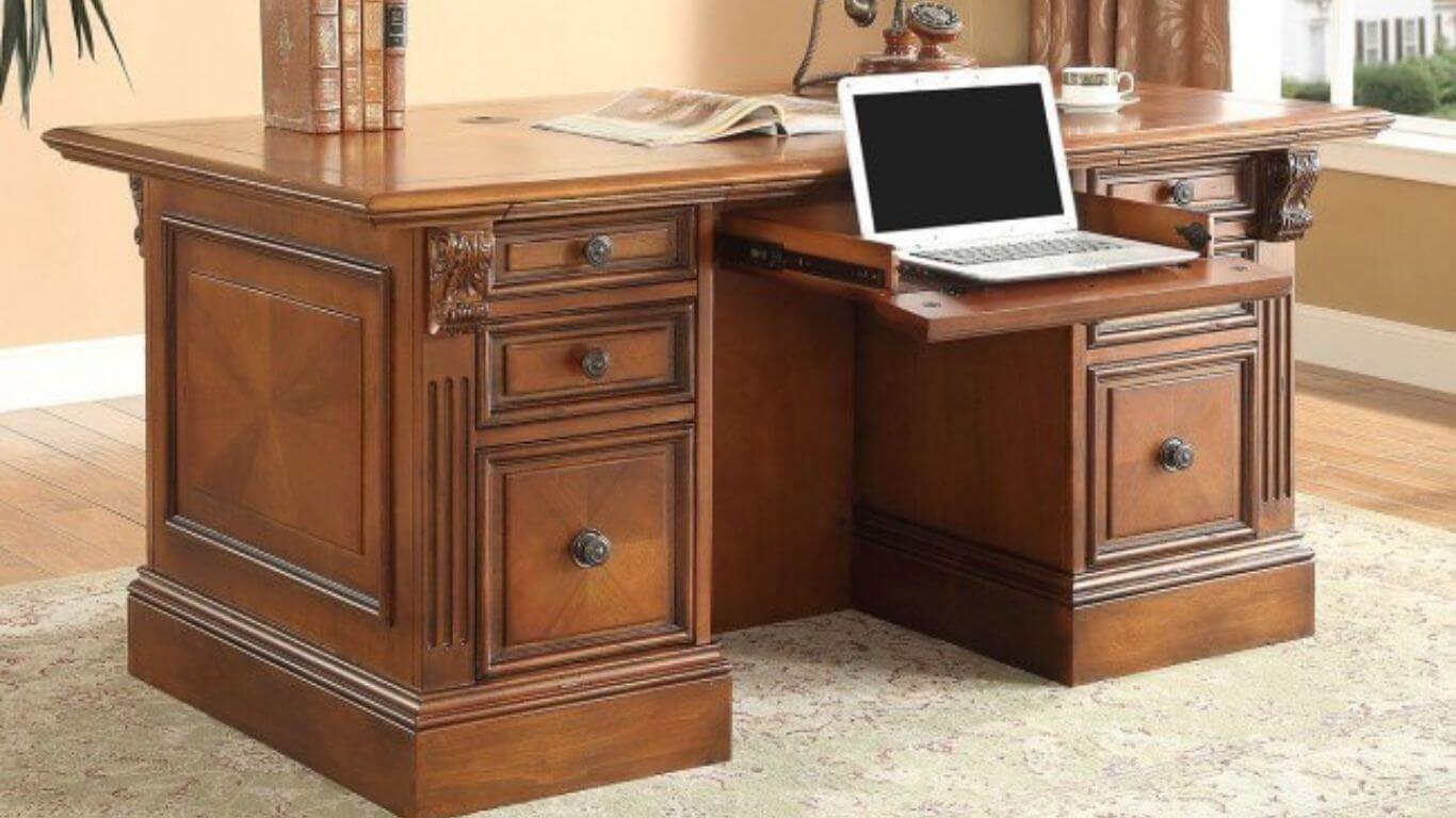 Luxury Classic Executive Desk