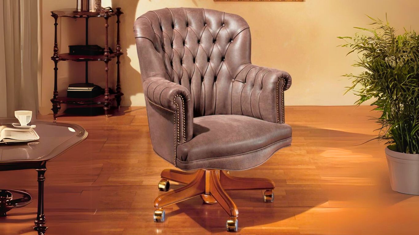 Management Classic leather armchair